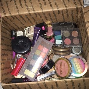 Makeup Bundle